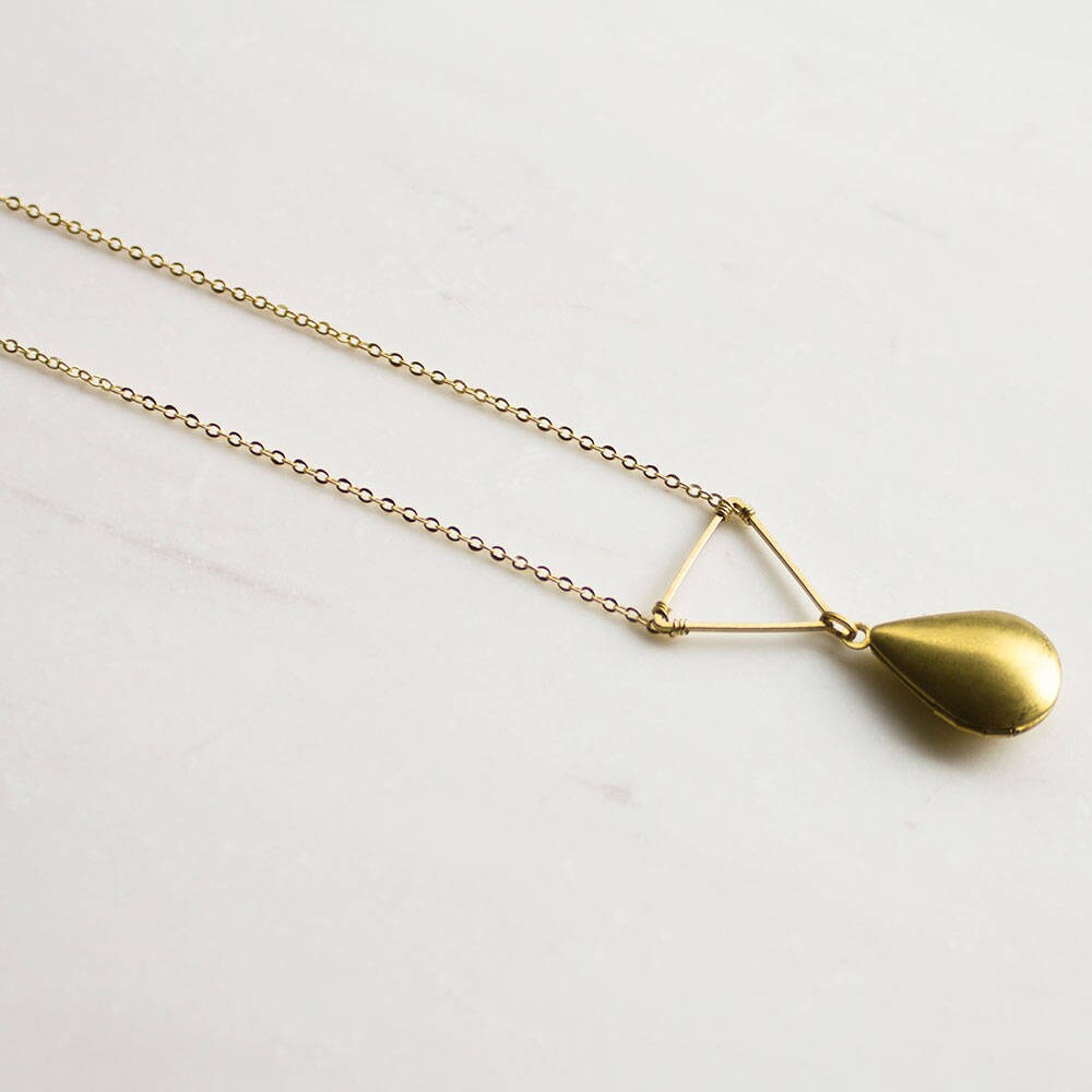 Triangle locket necklace, Teardrop locket Necklace, Gold Locket, Simple Locket, Geometric Locket, Gift for Her, minimalist gift for women