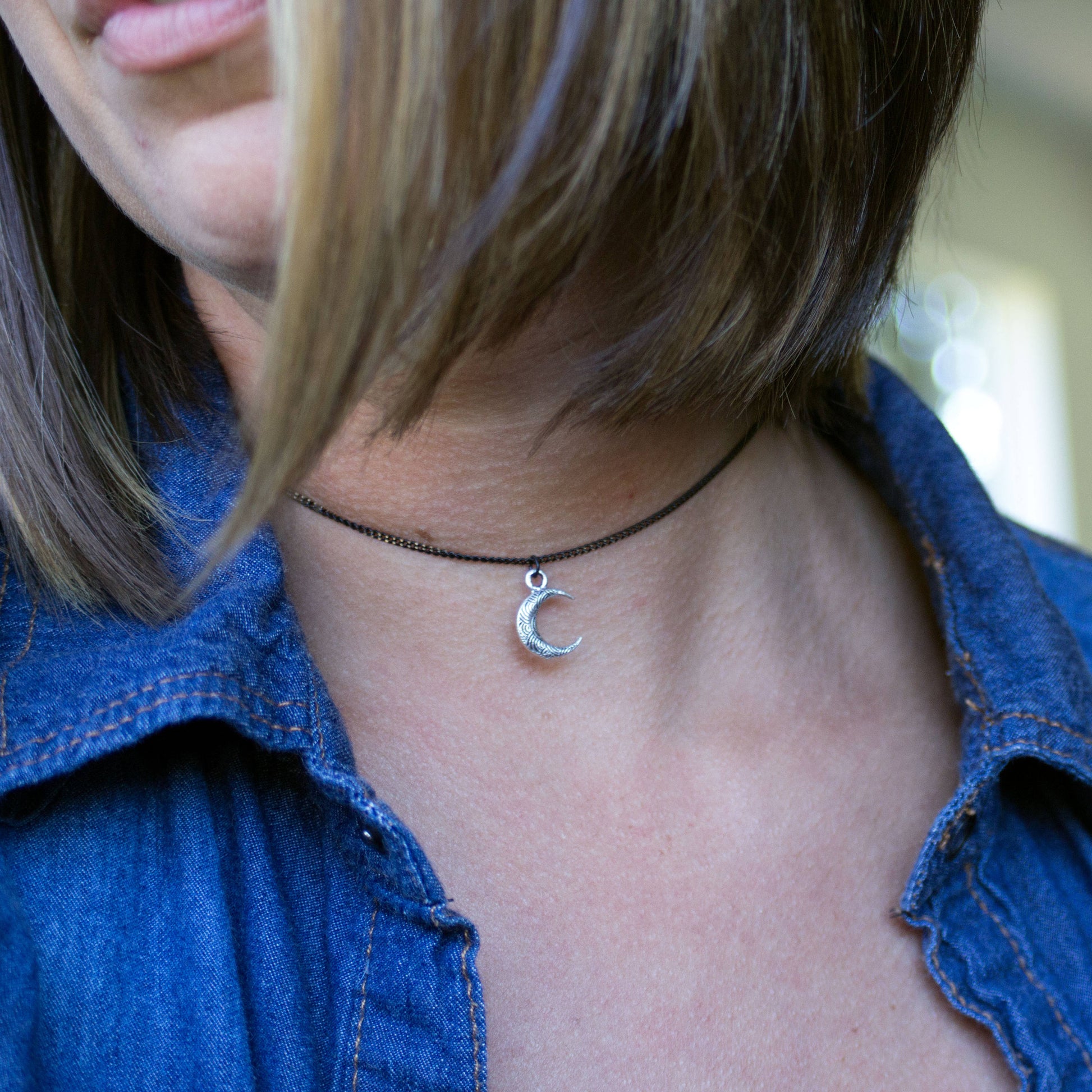 Delicate Crescent Moon Necklace, Silver moon necklace, simple necklace, everyday necklace, boho necklace, choker necklace