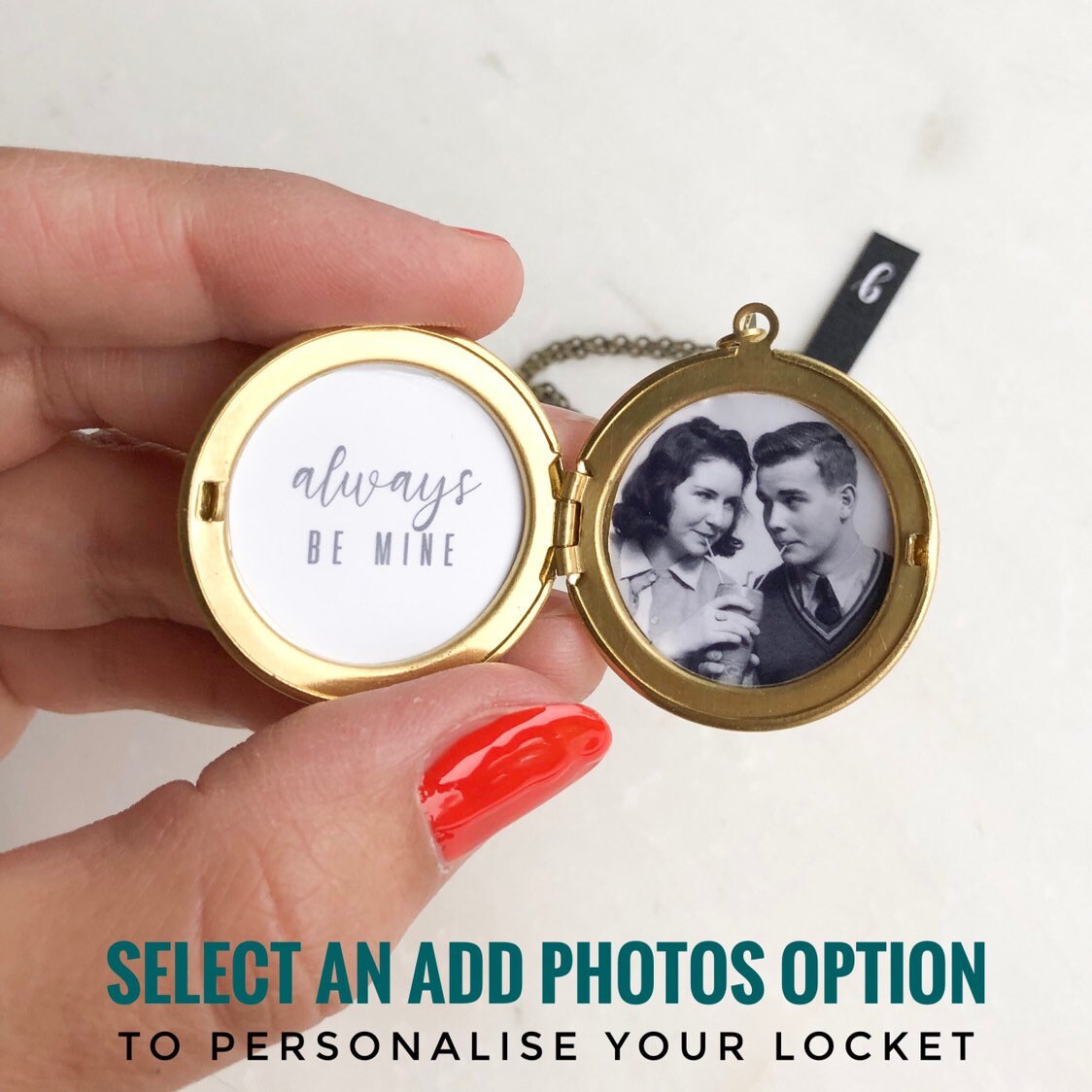 Simple Modern Gold Locket, Keepsake Locket, Personalized gift, Personalized Christmas Gift, Gift for Her, Gift for wife sister friend