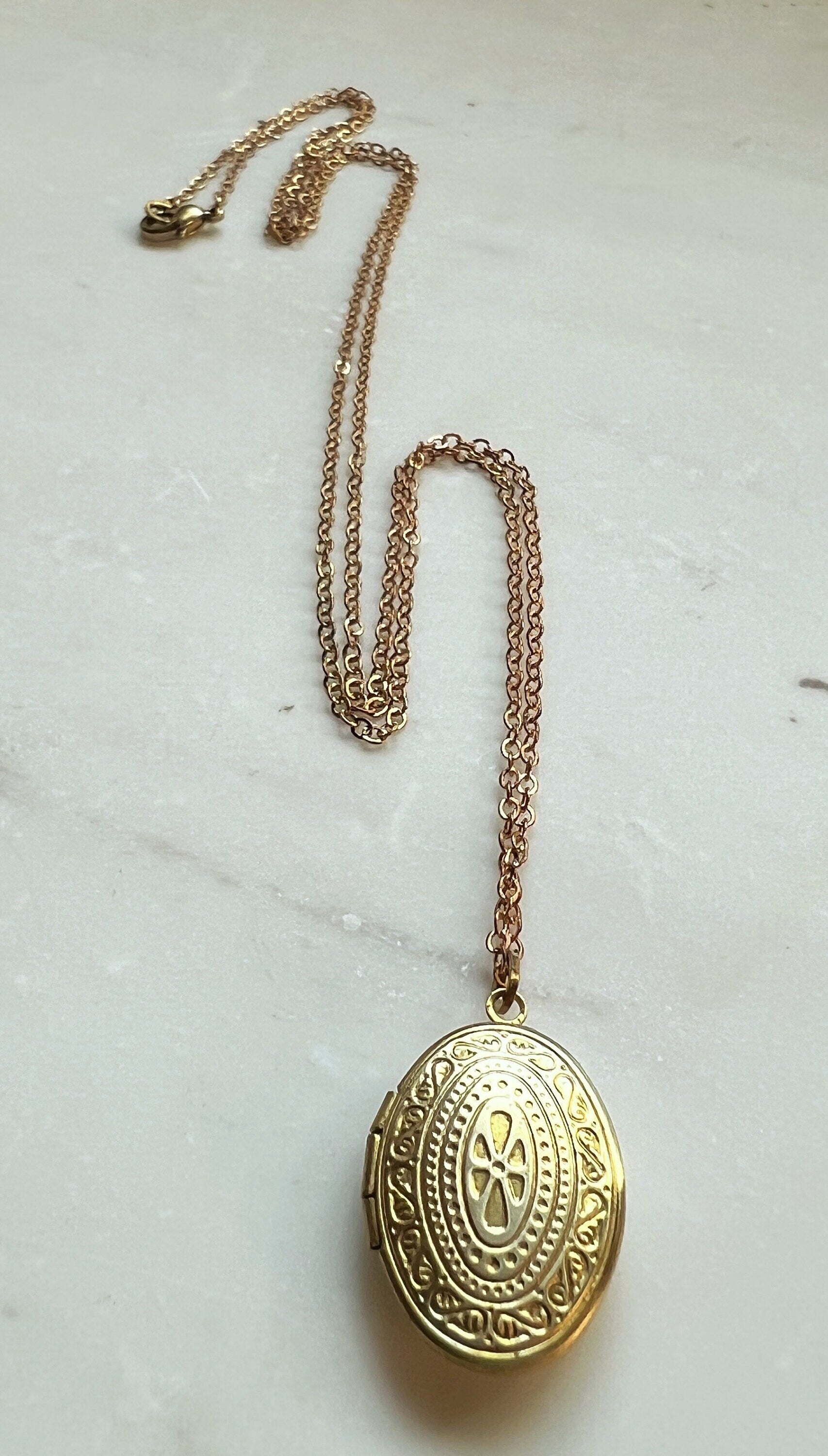 Vintage style oval locket, small photo locket, antique gold locket
