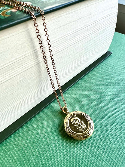 Antique style locket, 18k gold locket, flower necklace, small locket necklace, dainty locket, vintage locket, Christmas gift for her
