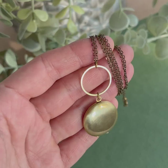 Gold locket, Geometric Lockets, locket necklace, Gold modern locket, Modern locket, gift for her, Personalized Gift, photo locket, Christmas